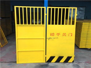 电梯安全防护门定制注意事项